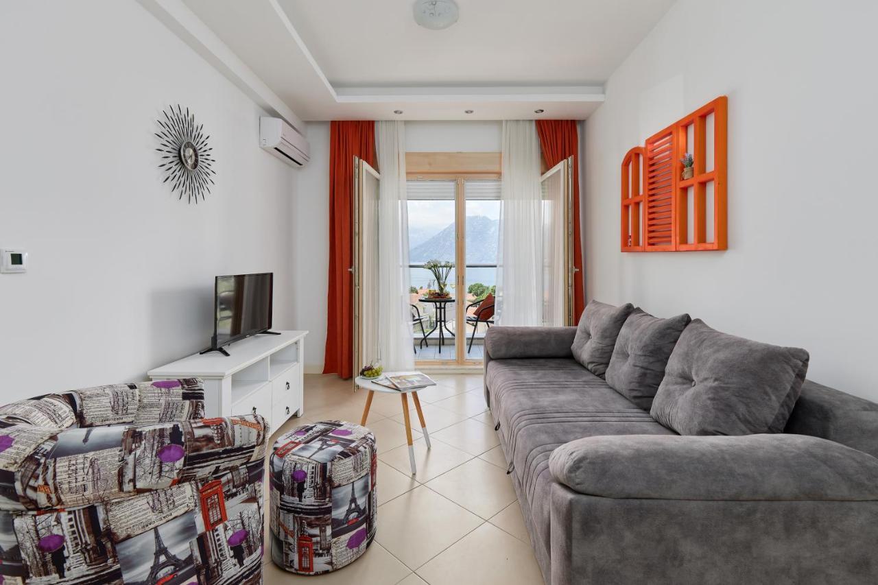 M&M&M Apartments Kotor Luaran gambar