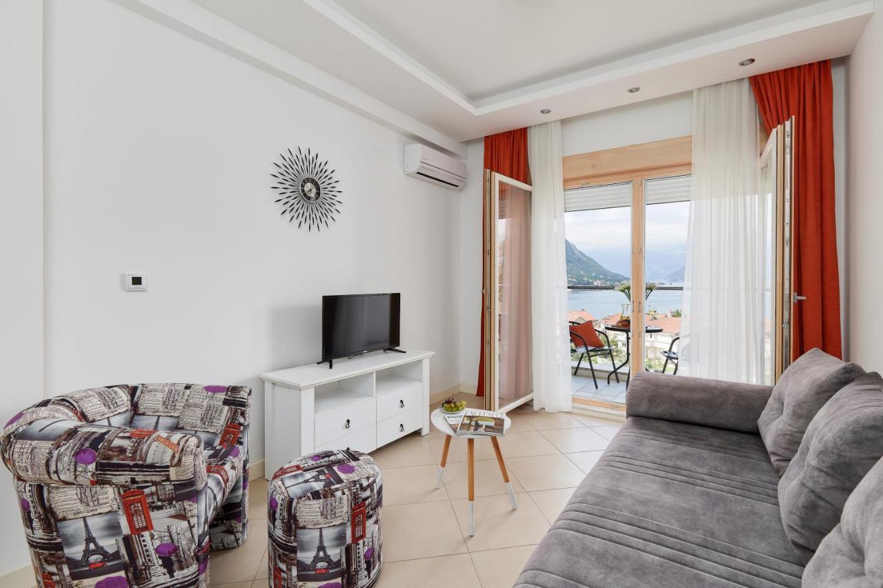 M&M&M Apartments Kotor Luaran gambar