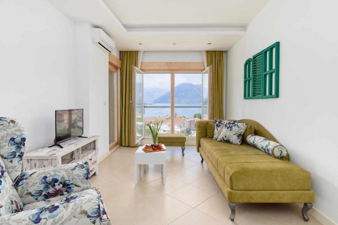 M&M&M Apartments Kotor Luaran gambar