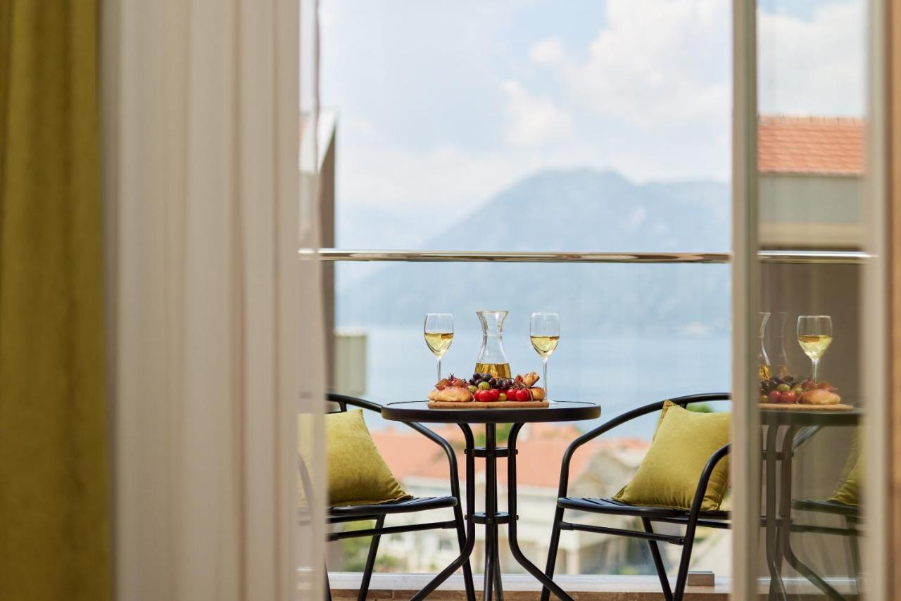 M&M&M Apartments Kotor Luaran gambar