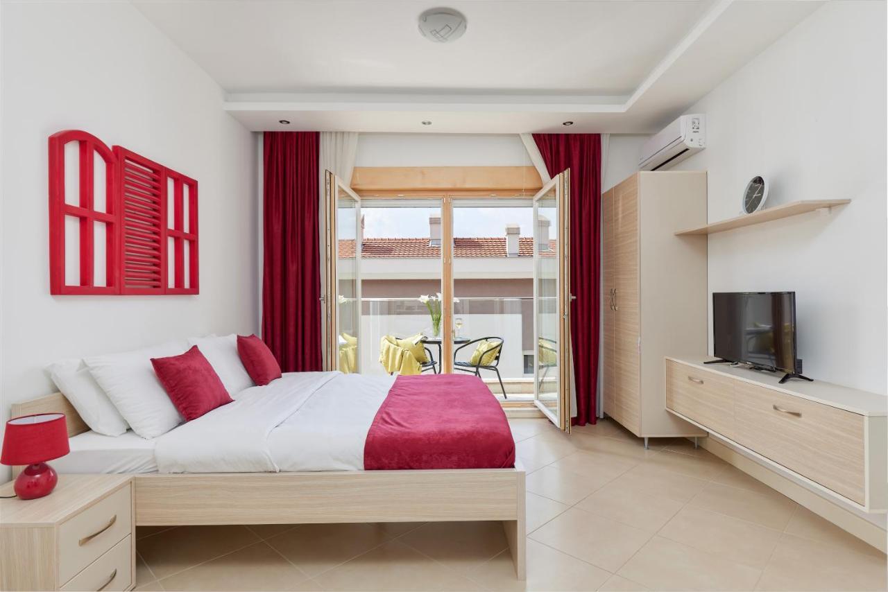 M&M&M Apartments Kotor Luaran gambar