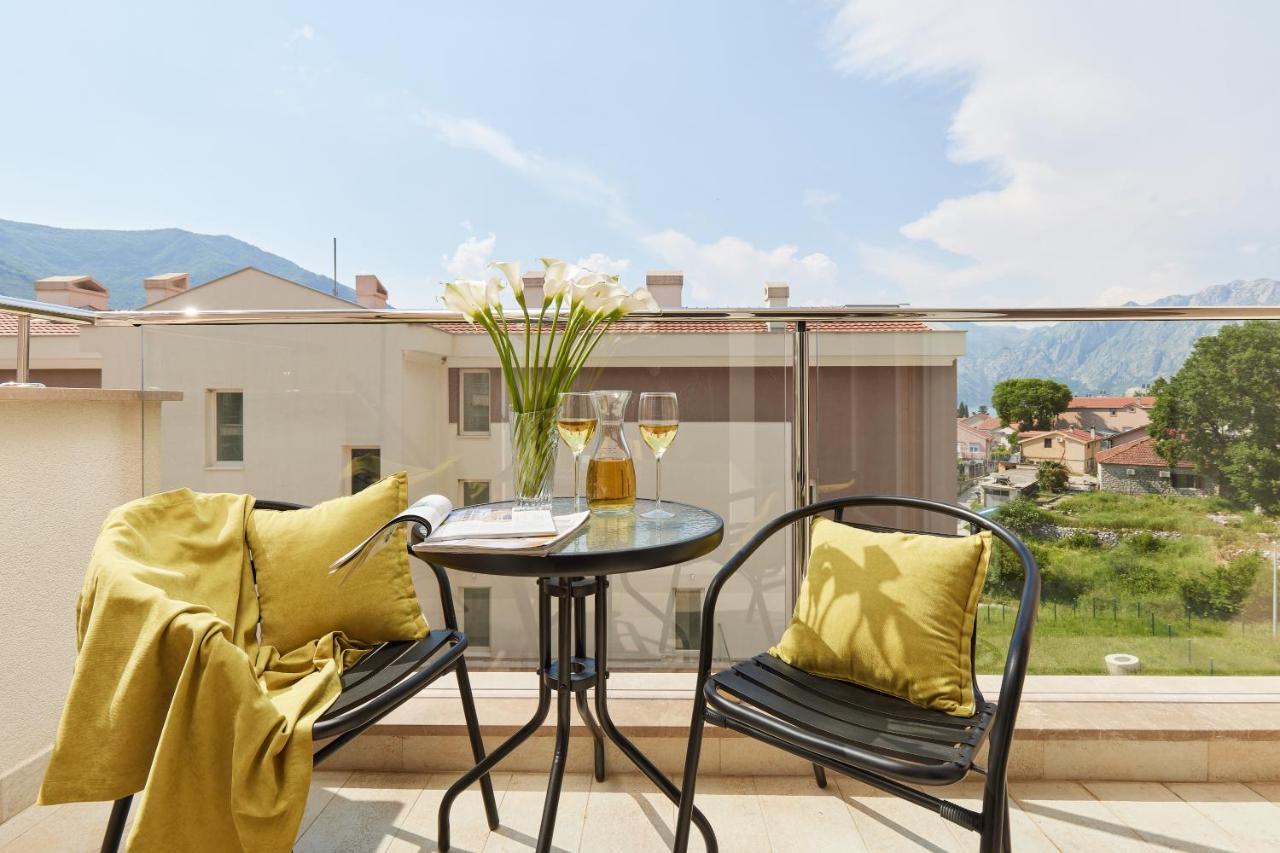 M&M&M Apartments Kotor Luaran gambar