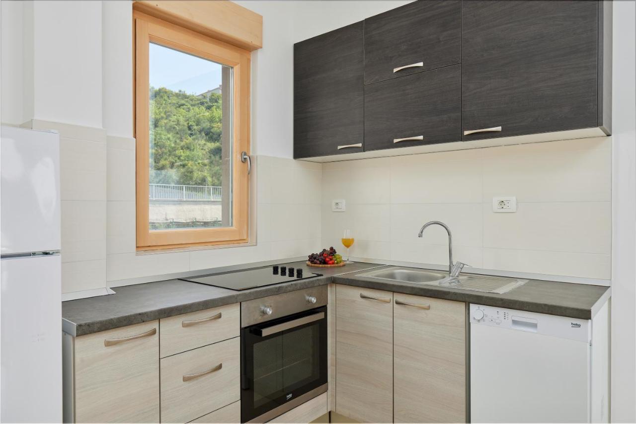 M&M&M Apartments Kotor Luaran gambar